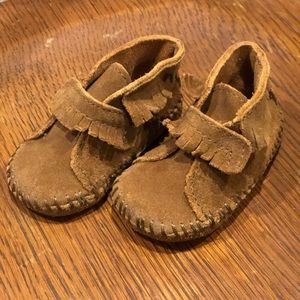Minnatonka Moccasins